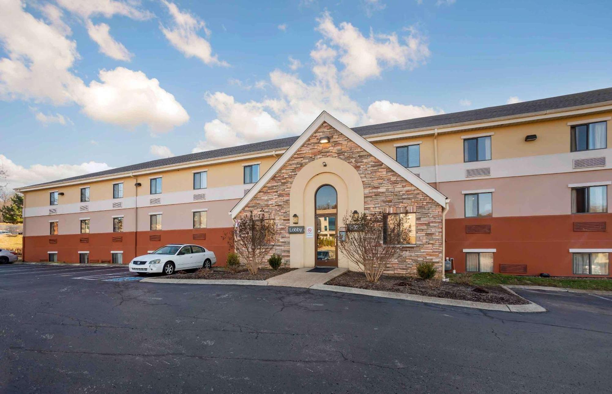 Suburban Studios Brentwood - Nashville Exterior photo